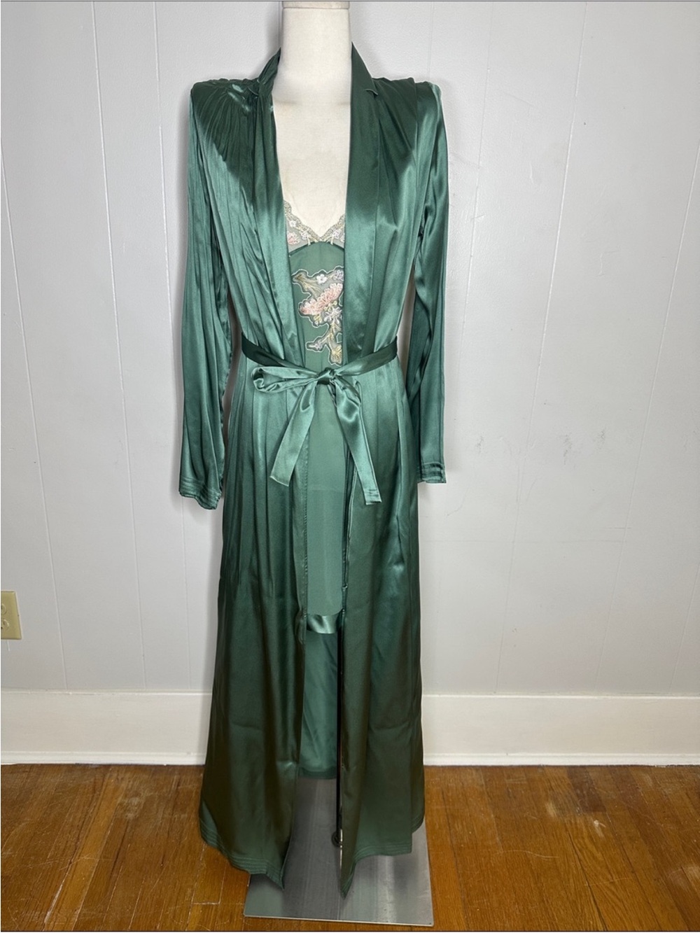 La Perla Silk Art Deco Look Nightgown And Robe Romantic Peignoir Set